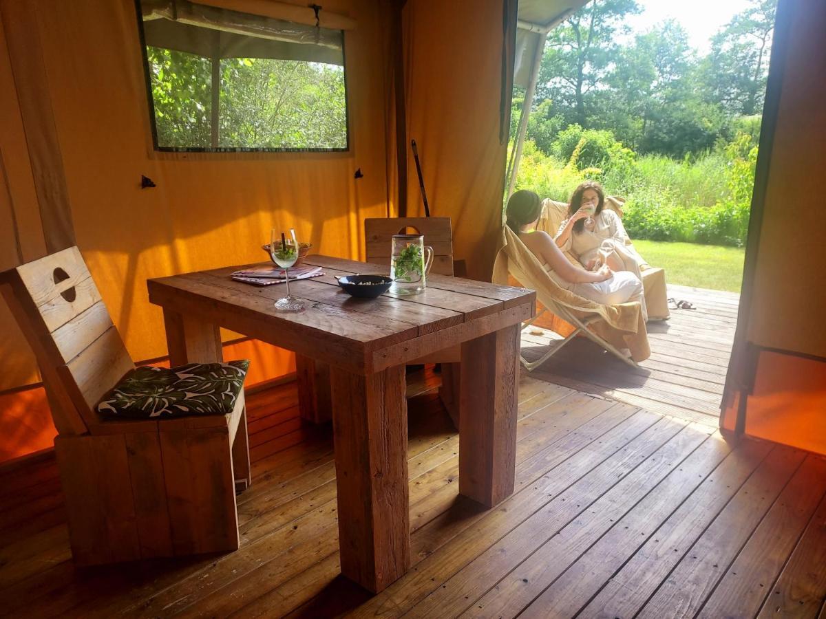 Uylkenshof Safaritenten En Natuurhuisjes 에페 외부 사진